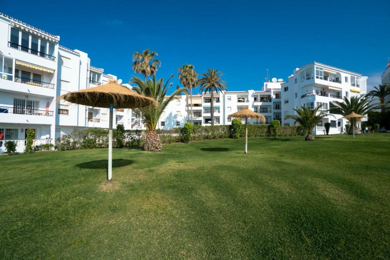 Palmeras 80 Menyber Nerja Εξωτερικό φωτογραφία