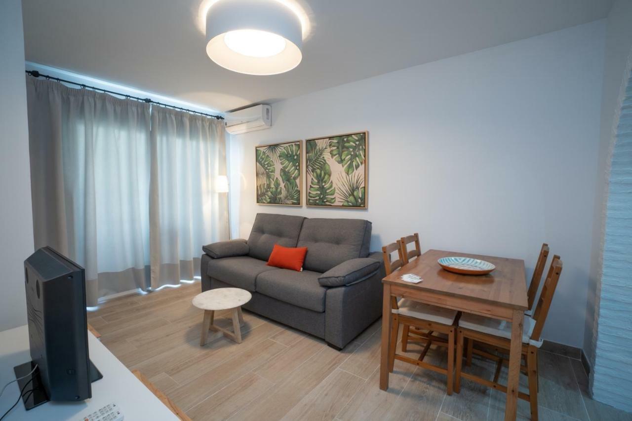 Palmeras 80 Menyber Nerja Εξωτερικό φωτογραφία